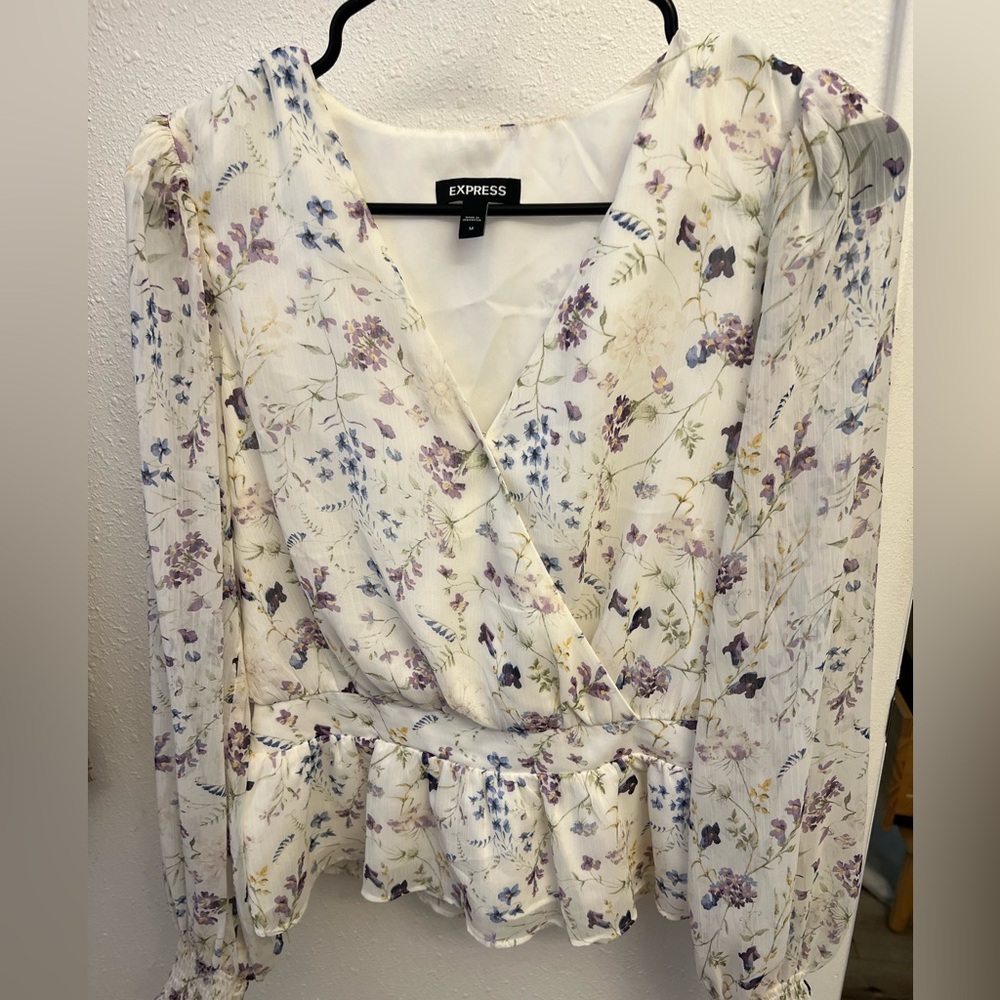 Express flower peplum blouse (M)